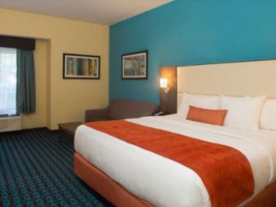 Western North Shore 3* Danvers